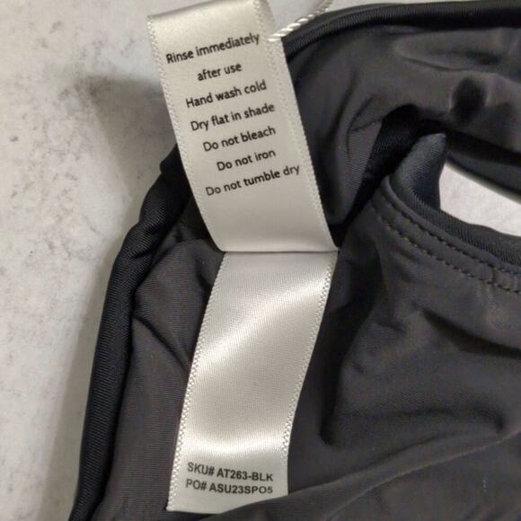 NWT Andie Black Symi Bikini Top Ruched Adjustable Straps Womens Swimwear XL - Picture 7 of 9